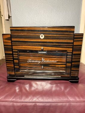 Rare Tommy Bahama Mahogany Zebra Wood Humidor